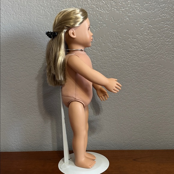 18” Our Generation Doll Blonde Green Eyes - Picture 9 of 15